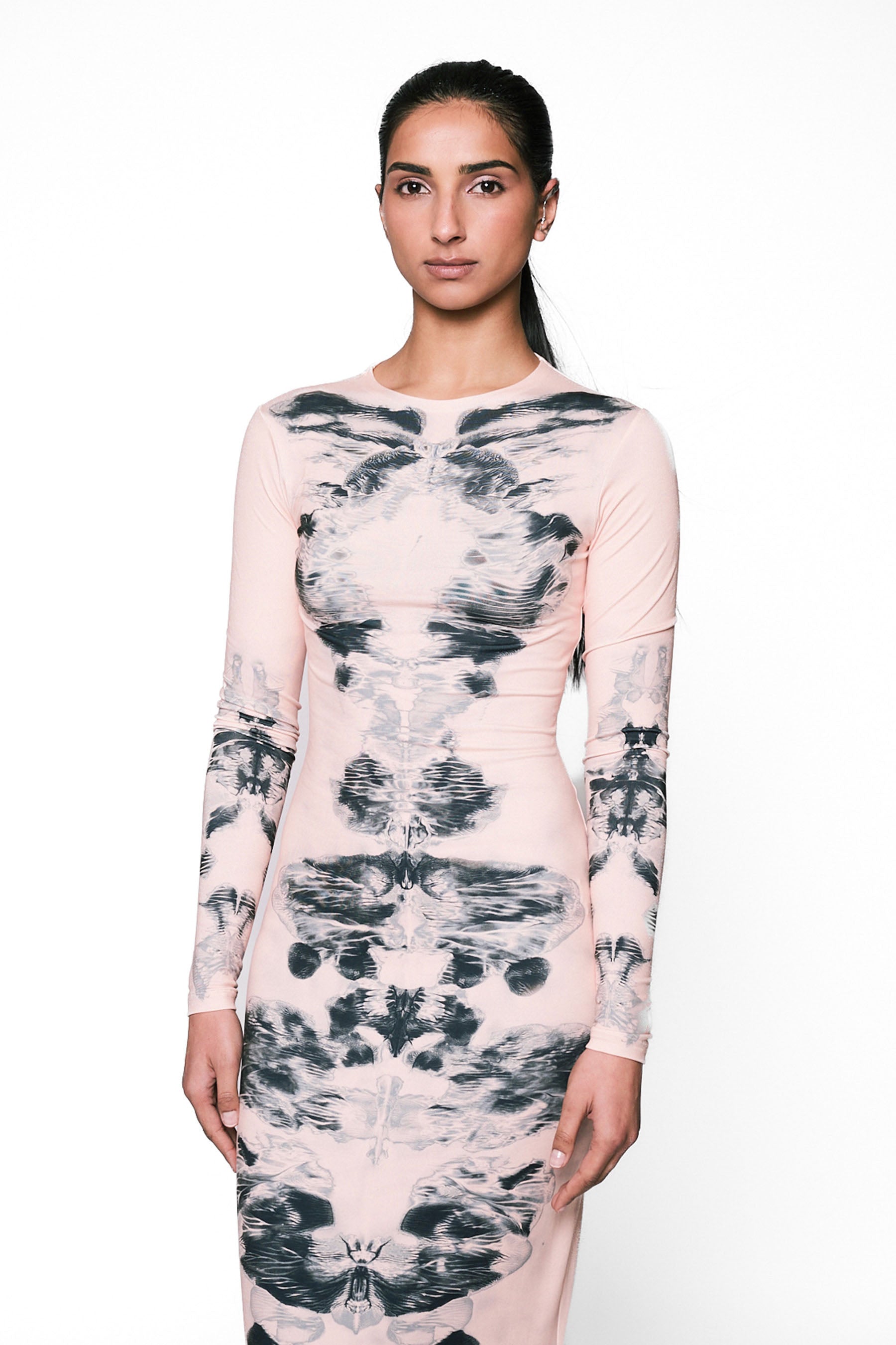 Alienis Print Maxi Dress in Peach