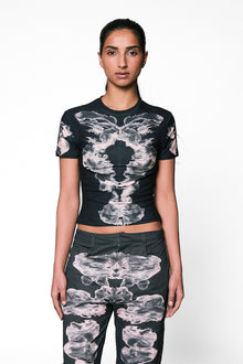 Alienis Print T-shirt in Black