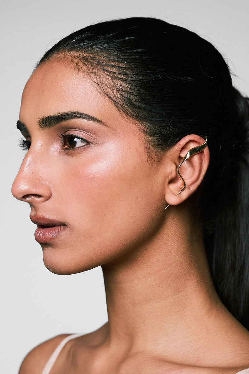 Molten Helix Ear Crawler in Gold