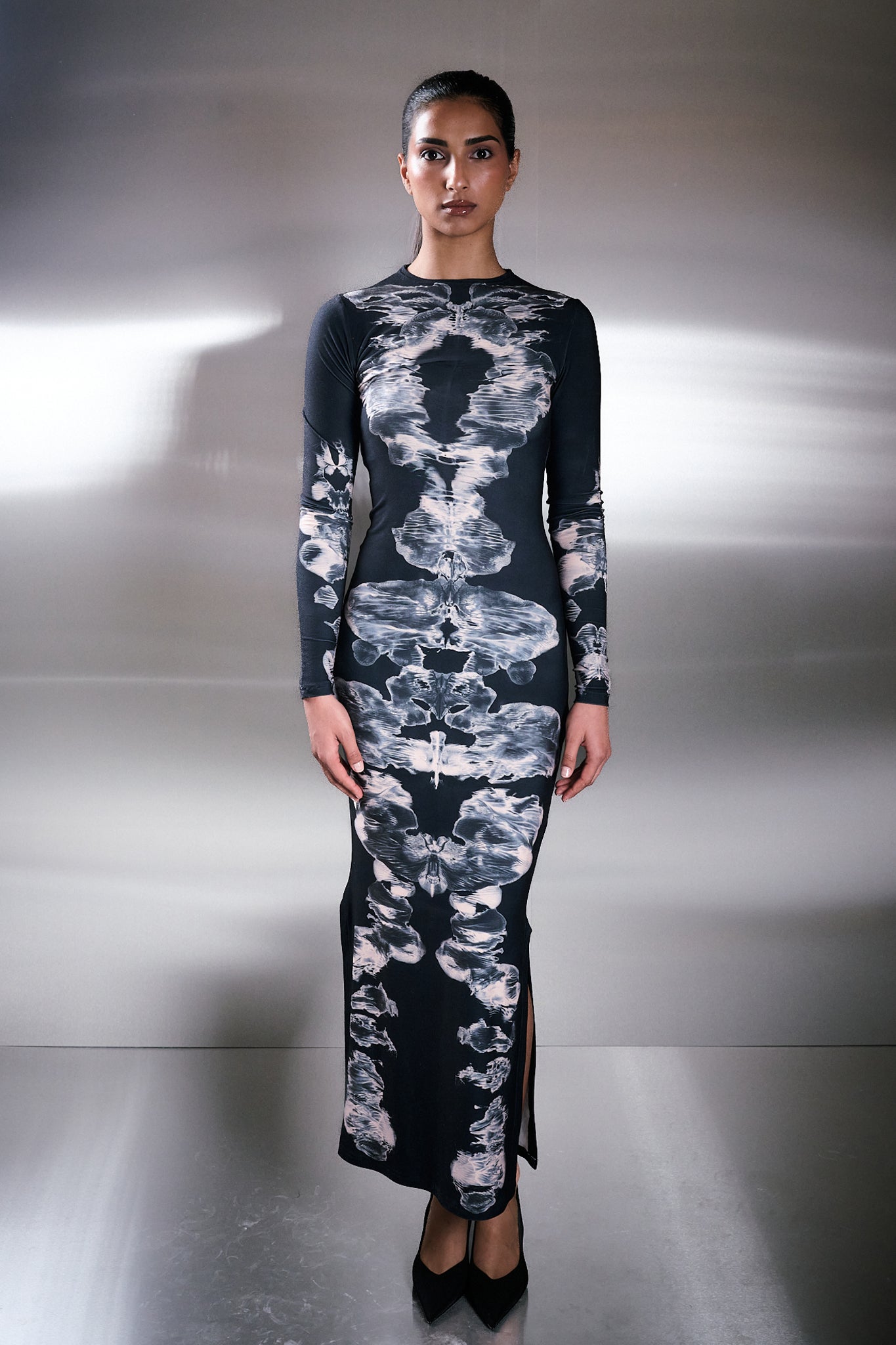 Alienis Print Maxi Dress in Black