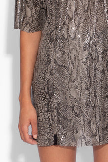 Boyfriend Chainmail T-Shirt in Grey Snakeskin